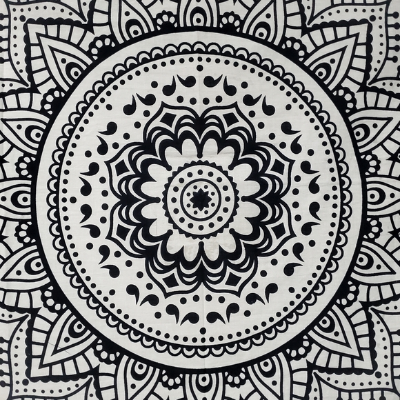 NEW Mandala Poster Tapestry Black and White - Picture 4 of 6